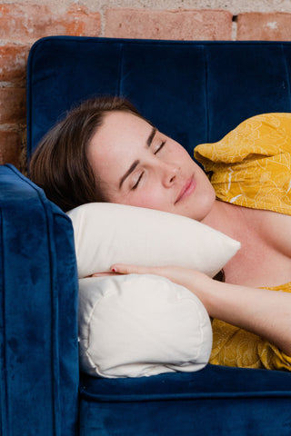 comfycomfy women resting on us made buckwheat hull pillows